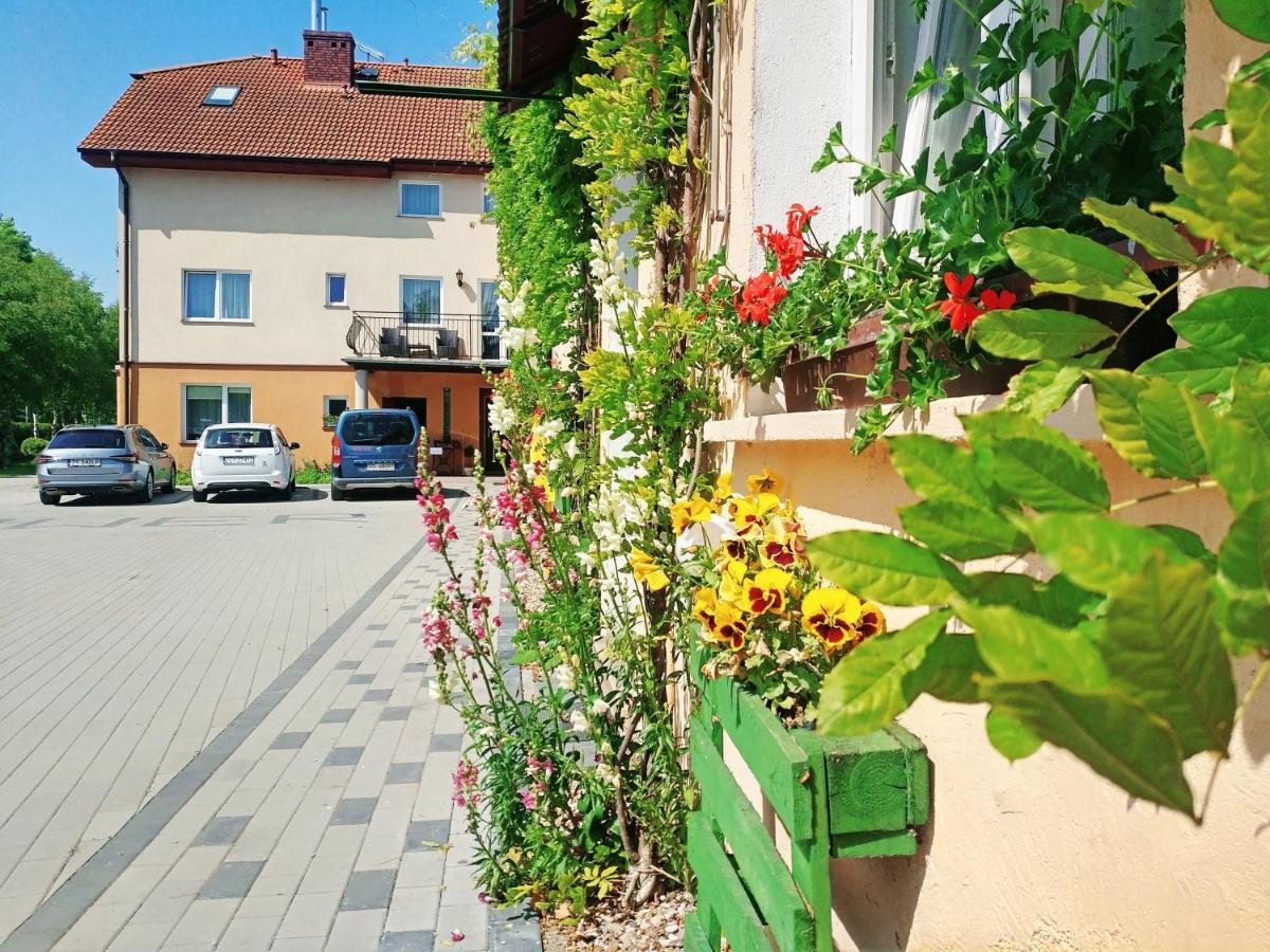 Guliwer Apartment นีคอร์เซ ภายนอก รูปภาพ